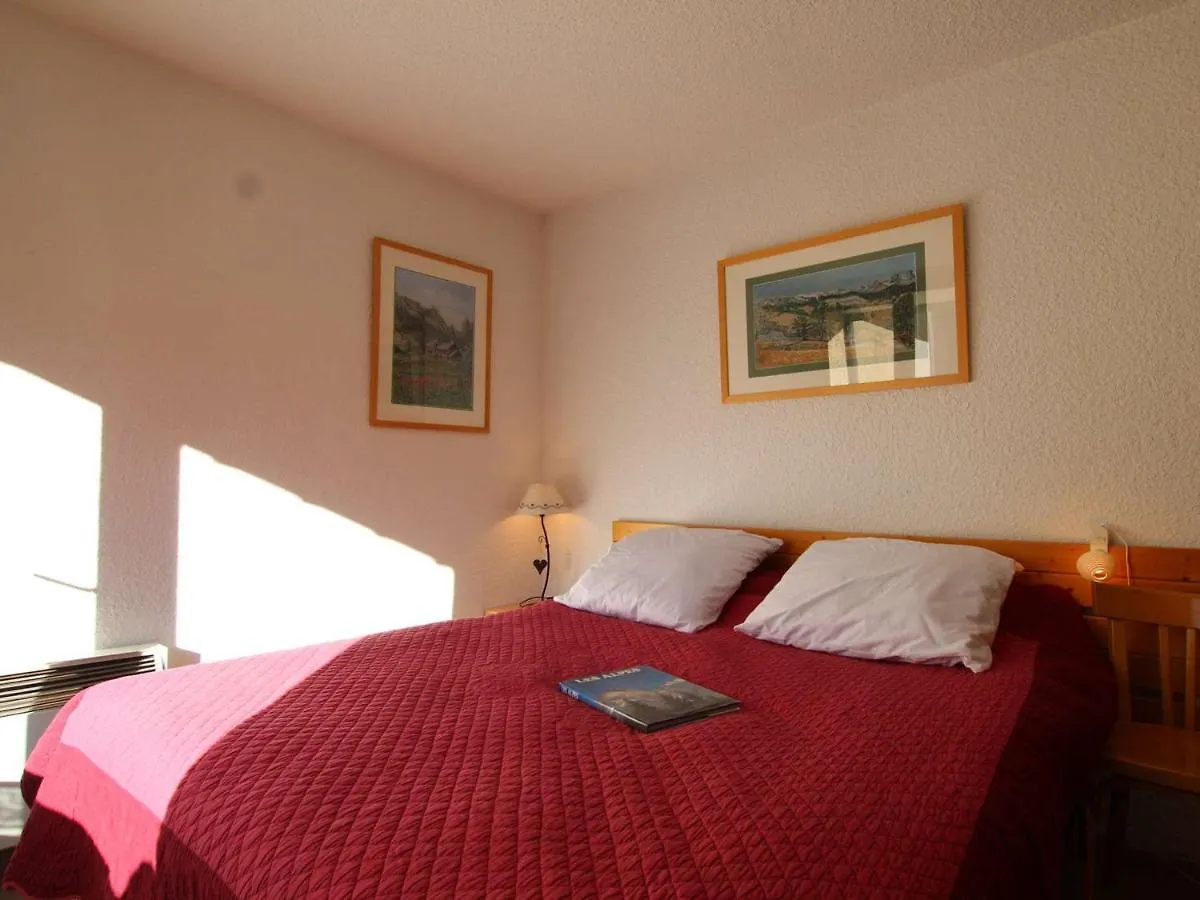 Appartement 6 Pers. Avec Balcon, Proche Navette Et Parking Gratuit A Serre-Chevalier - Fr-1-330E-92 Saint-Chaffrey 0*,  France